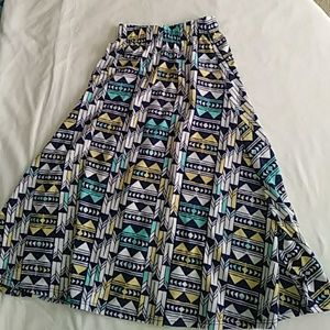LuLaRoe geometric print skirt size 4
